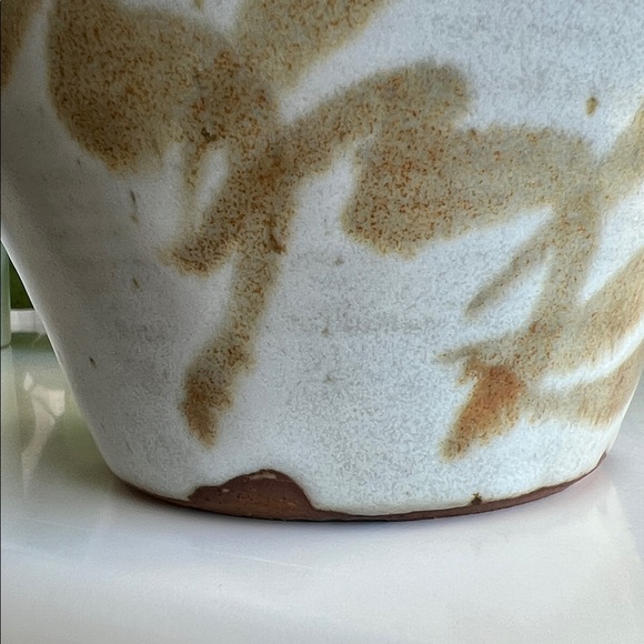 Handmade Neutral Pottery Vase Botanical Leaf Design Vintage - Picture 10 of 15